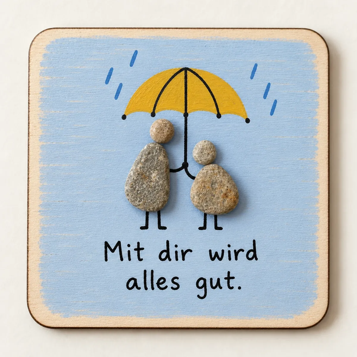Handgemachter Schmölli „Mit dir wird alles gut“ auf einer farbig bemalten Holzplatte